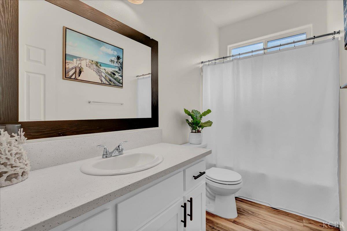 1104 E Ventura St, Avenal, CA 93204