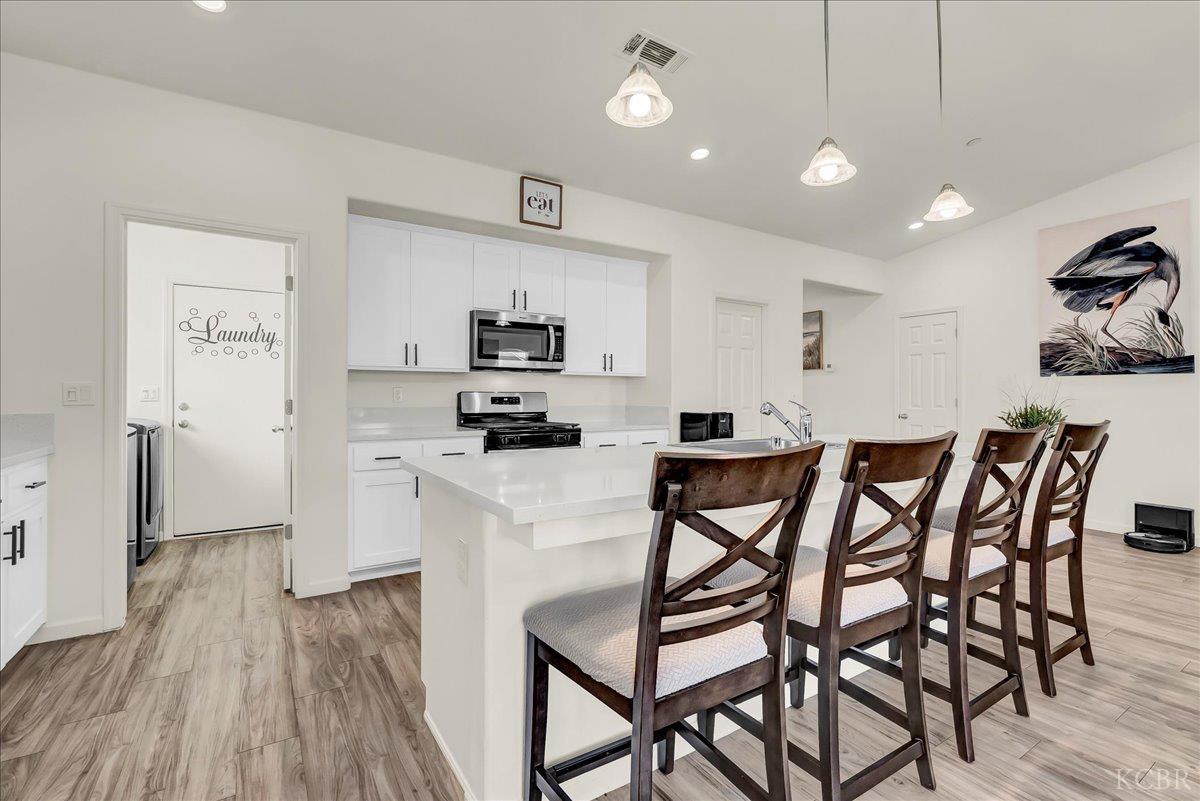 1104 E Ventura St, Avenal, CA 93204