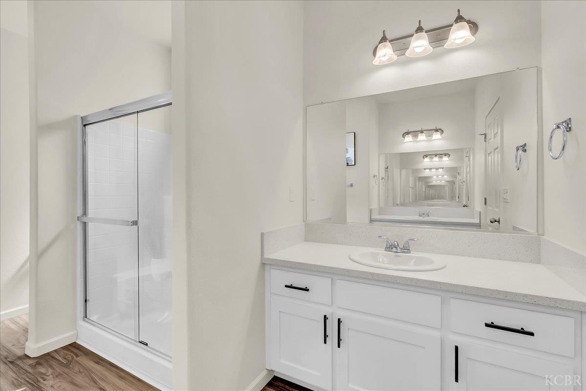 1104 E Ventura St, Avenal, CA 93204