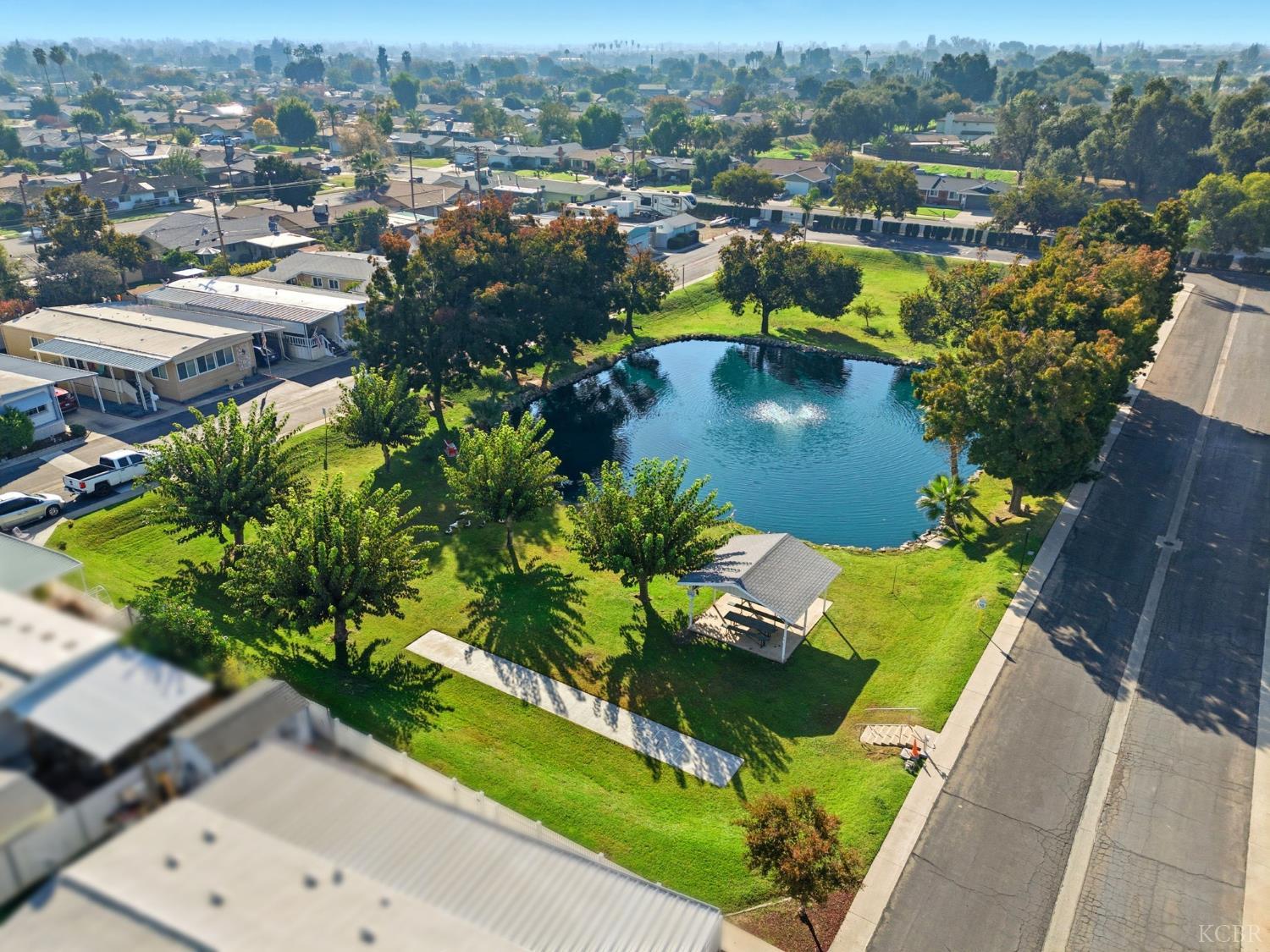 1255 W Grangeville Blvd, Hanford, CA 93230