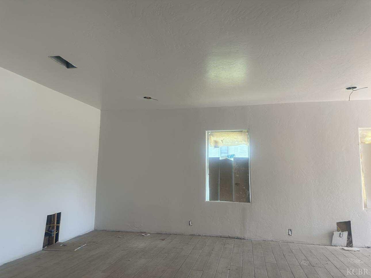 409 Central Ave, Hanford, CA 93230