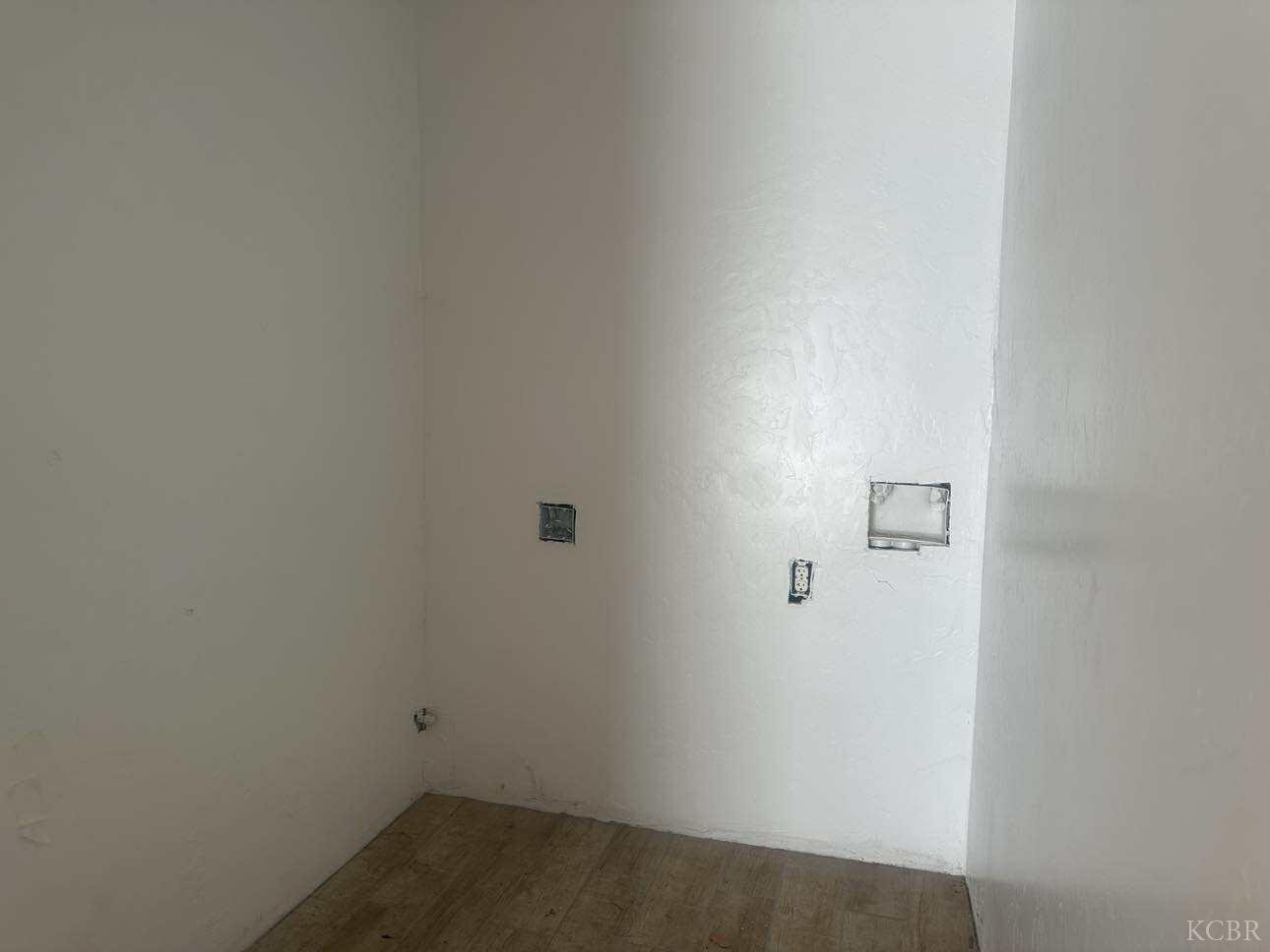 409 Central Ave, Hanford, CA 93230