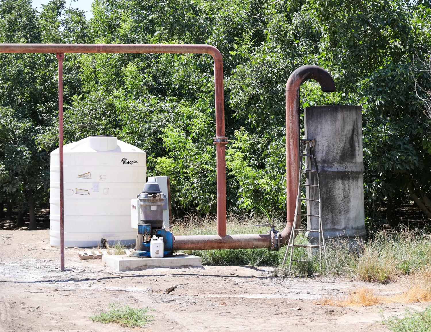 8651 Corona Ave, Laton, CA 93242