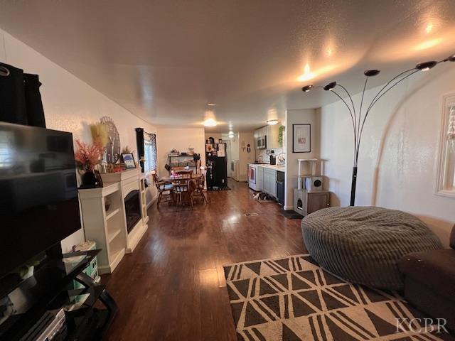 860 E Grangeville Spc. 113 Blvd, Hanford, CA 93230