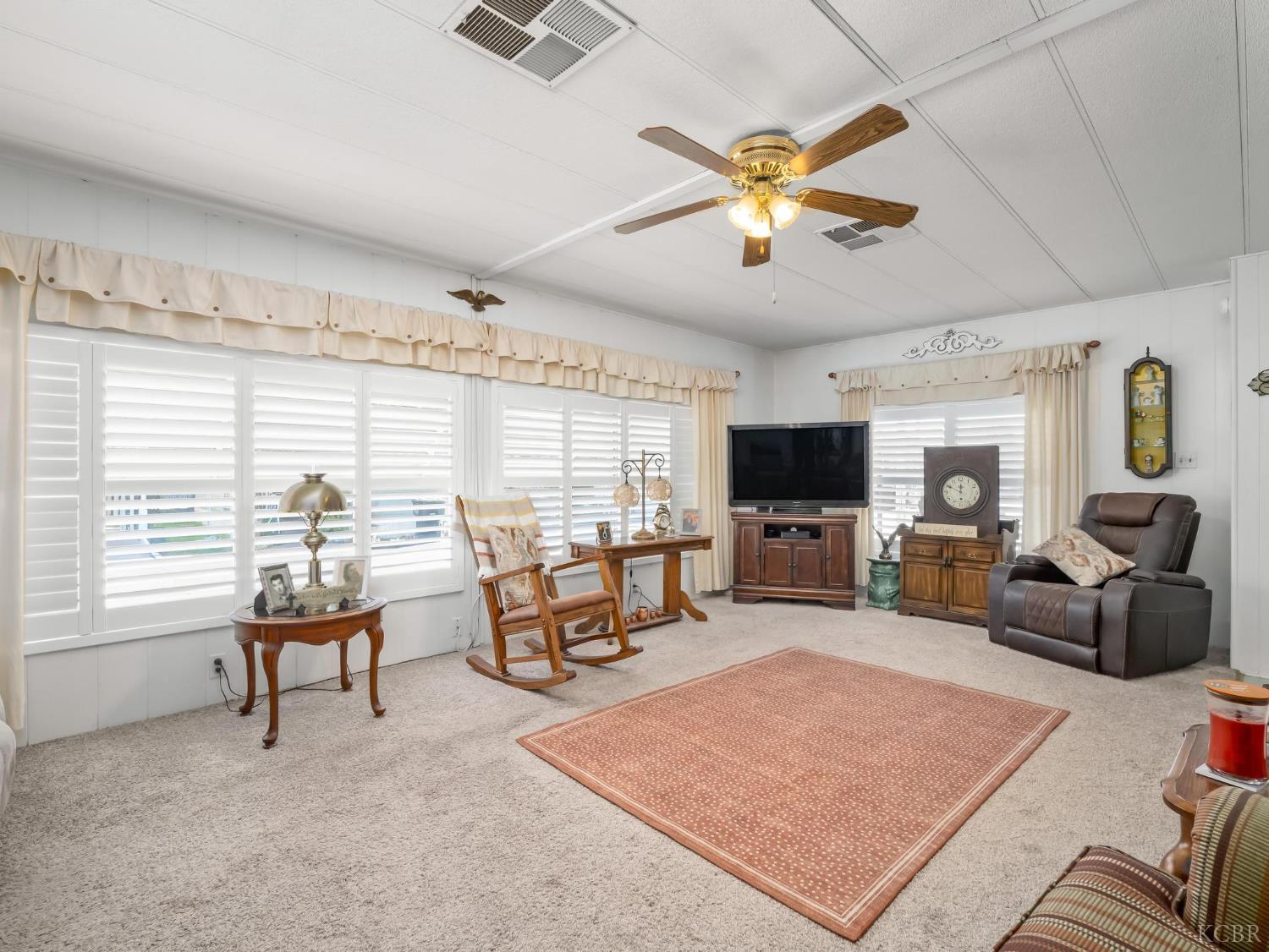 1255 W Grangeville Spc. 68 Blvd, Hanford, CA 93230