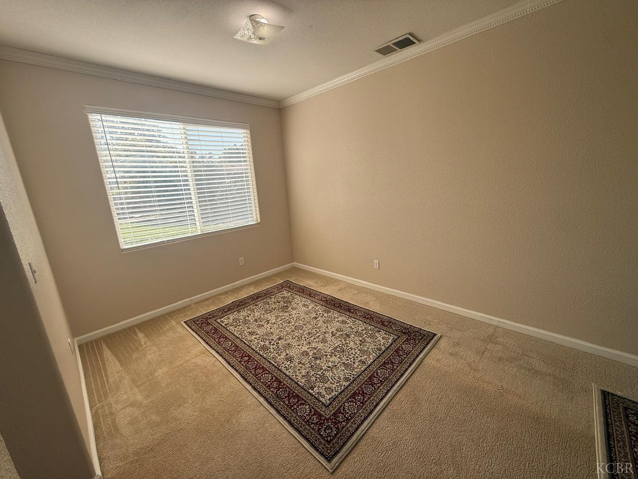 2243 W Franklin Way, Hanford, CA 93230