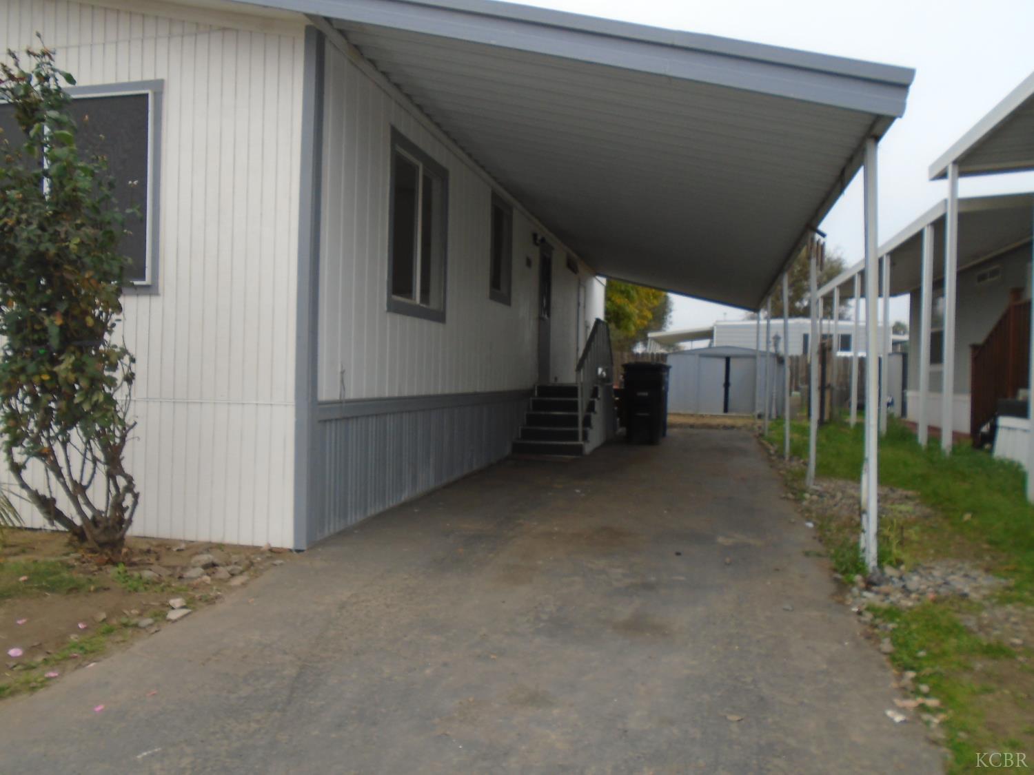 860 #18 E Grangeville Blvd, Hanford, CA 93230