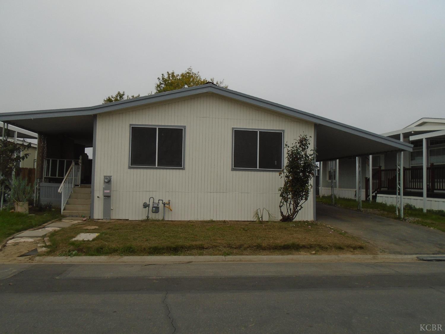 860 #18 E Grangeville Blvd, Hanford, CA 93230