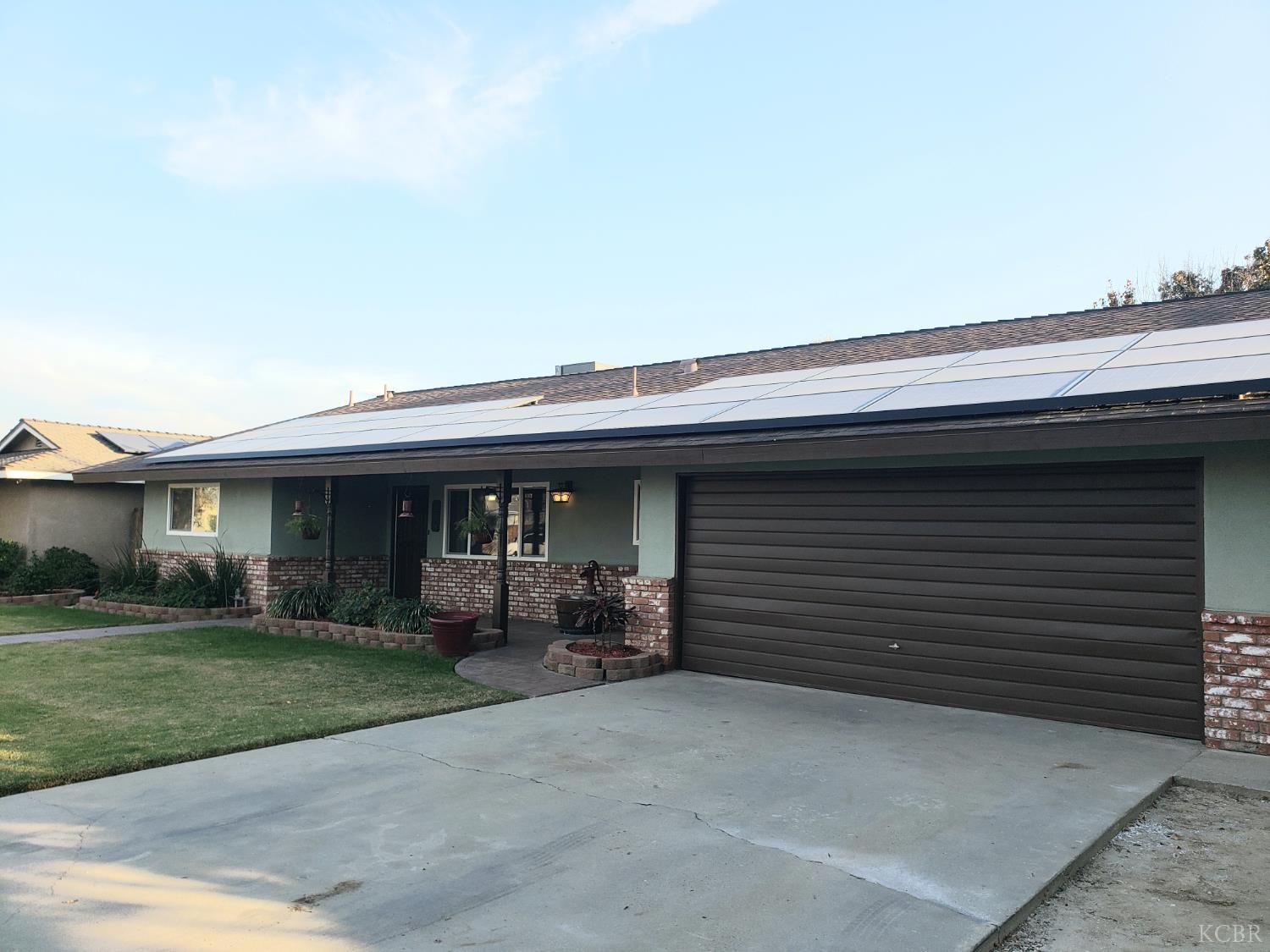 3279 W Luna Dr, Riverdale, CA 93656