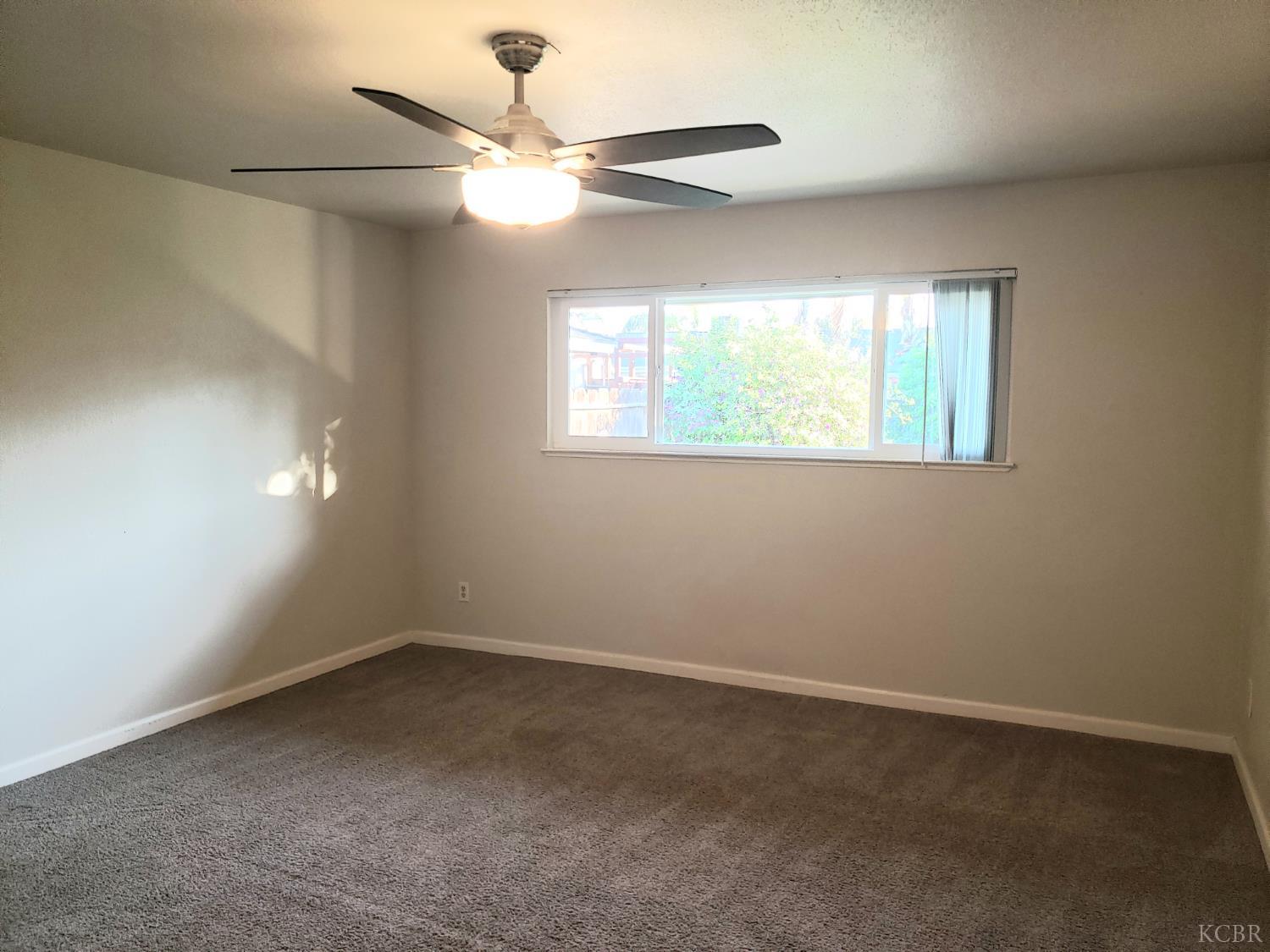 3279 W Luna Dr, Riverdale, CA 93656