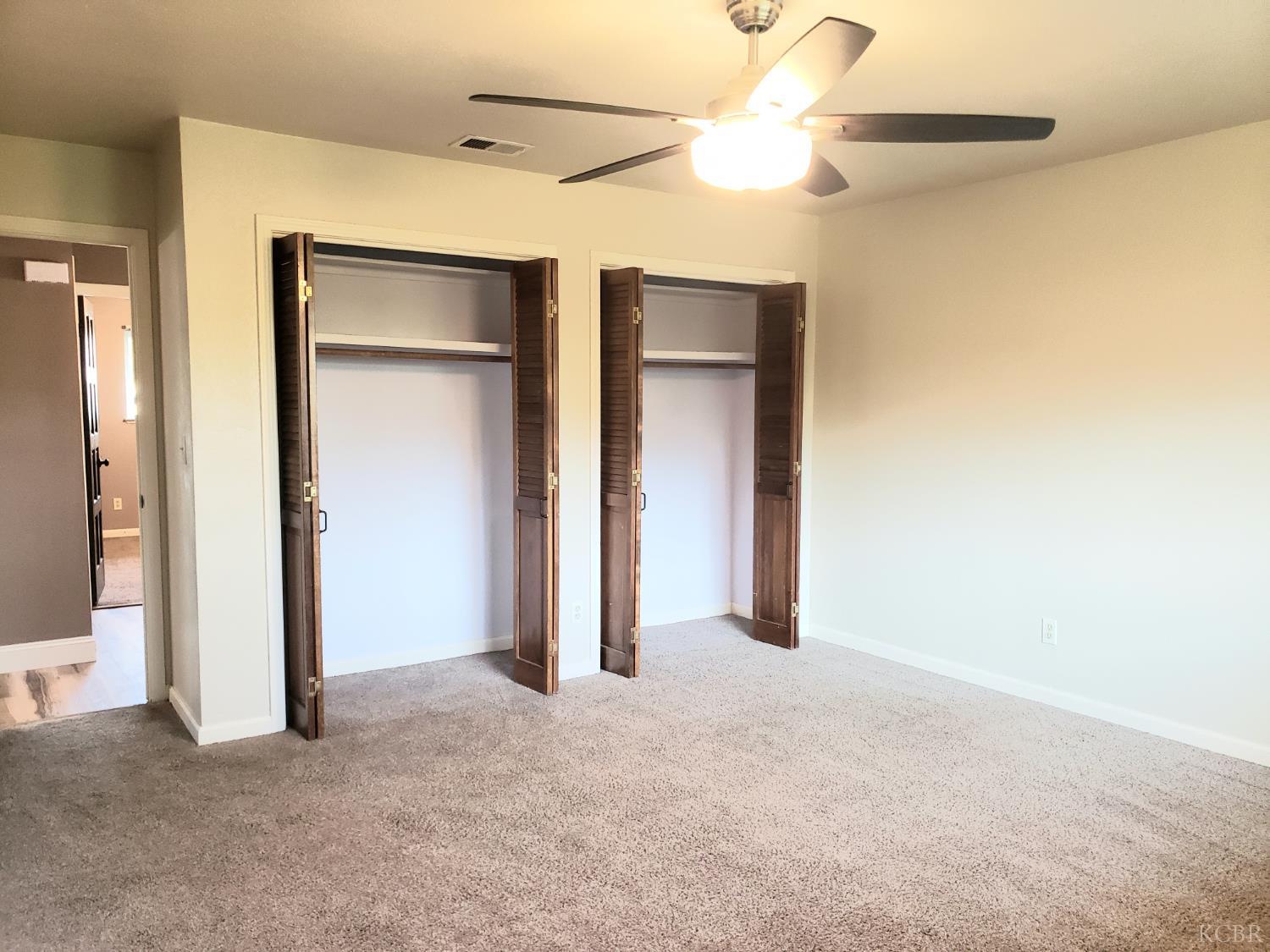 3279 W Luna Dr, Riverdale, CA 93656