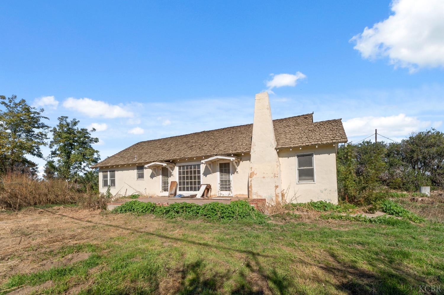 15502 10th Ave, Hanford, CA 93230