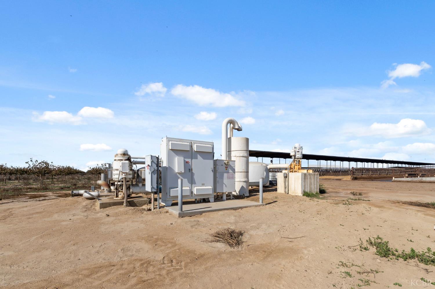 15502 10th Ave, Hanford, CA 93230