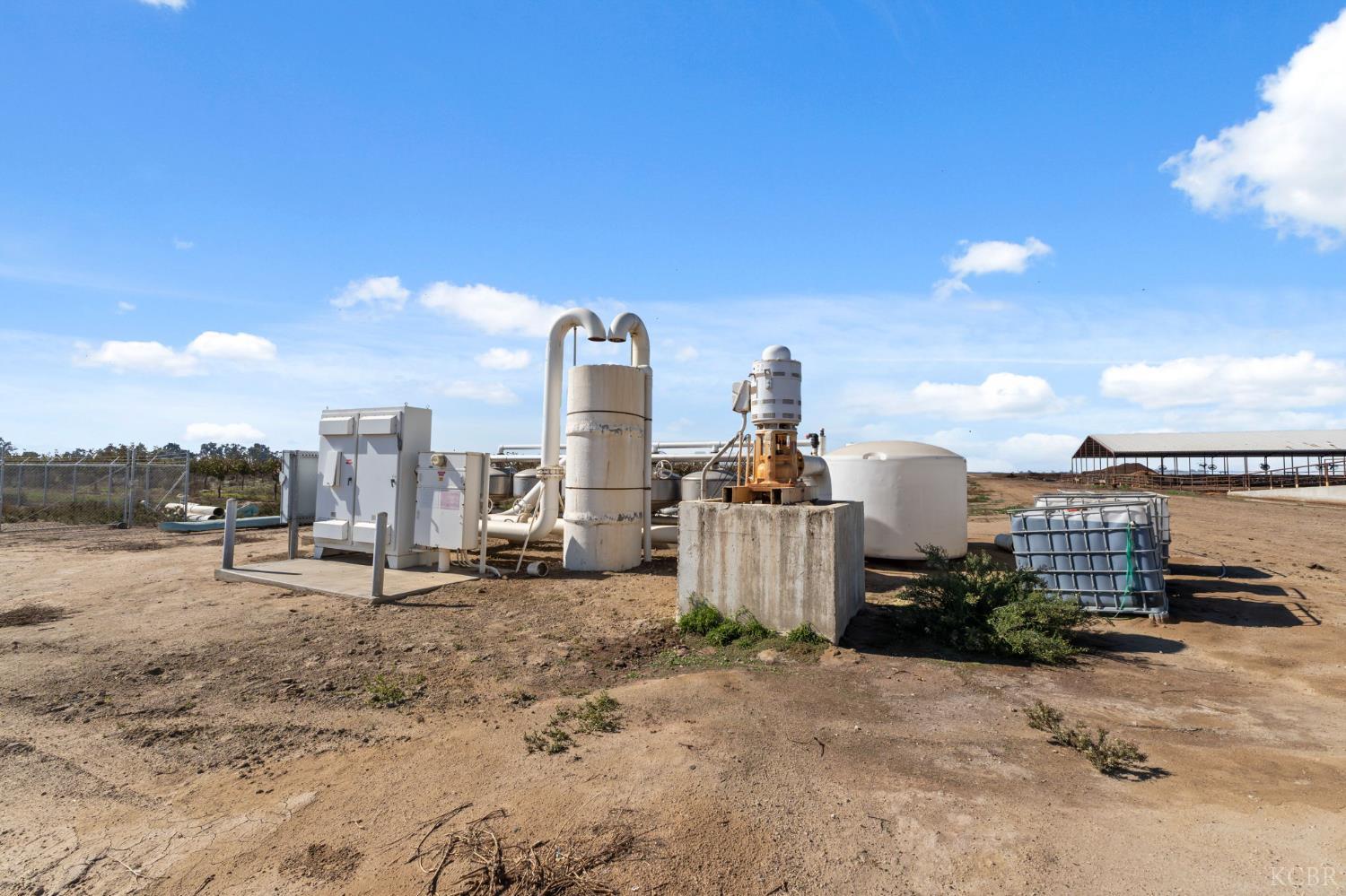 15502 10th Ave, Hanford, CA 93230