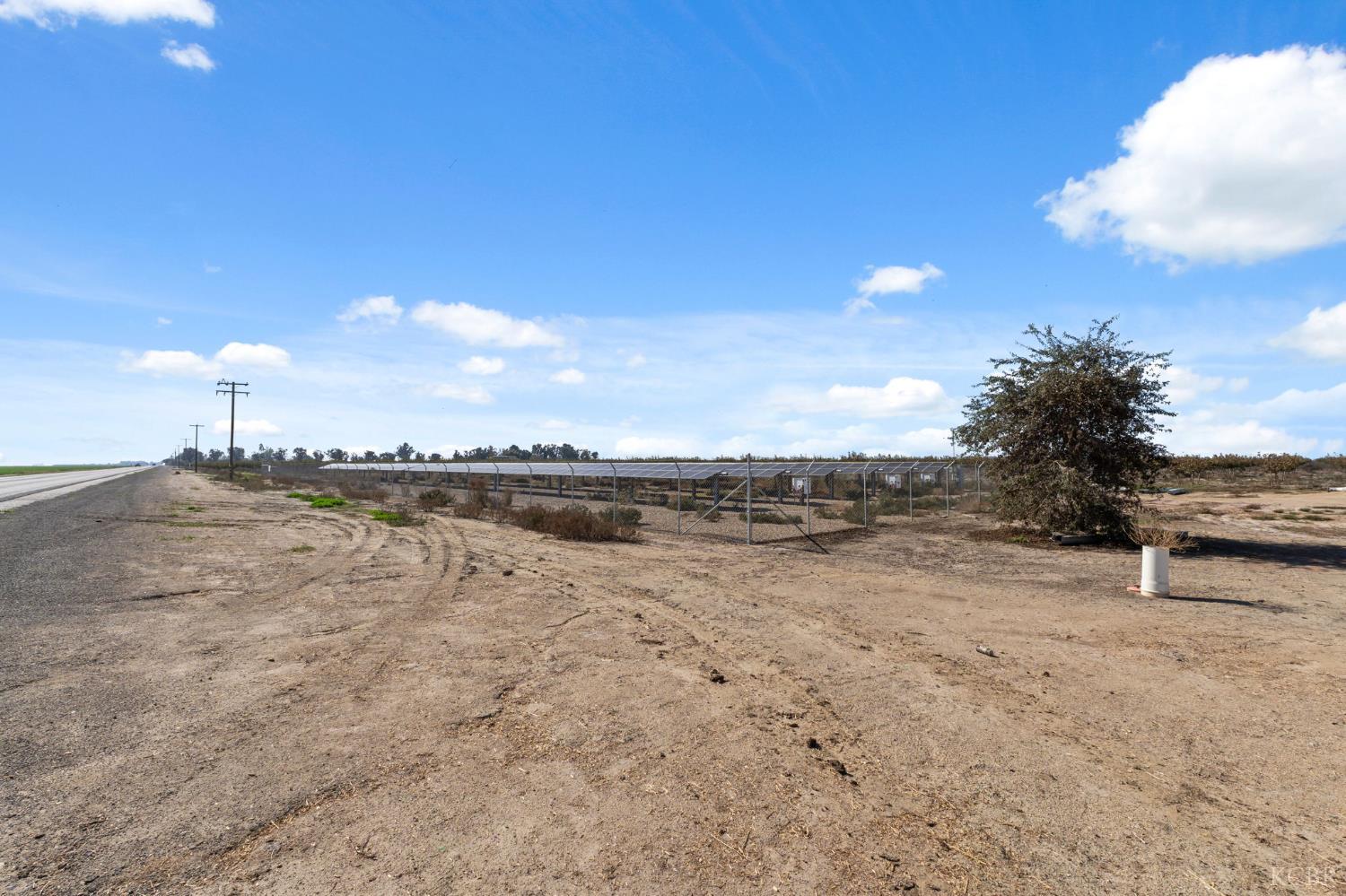 15502 10th Ave, Hanford, CA 93230