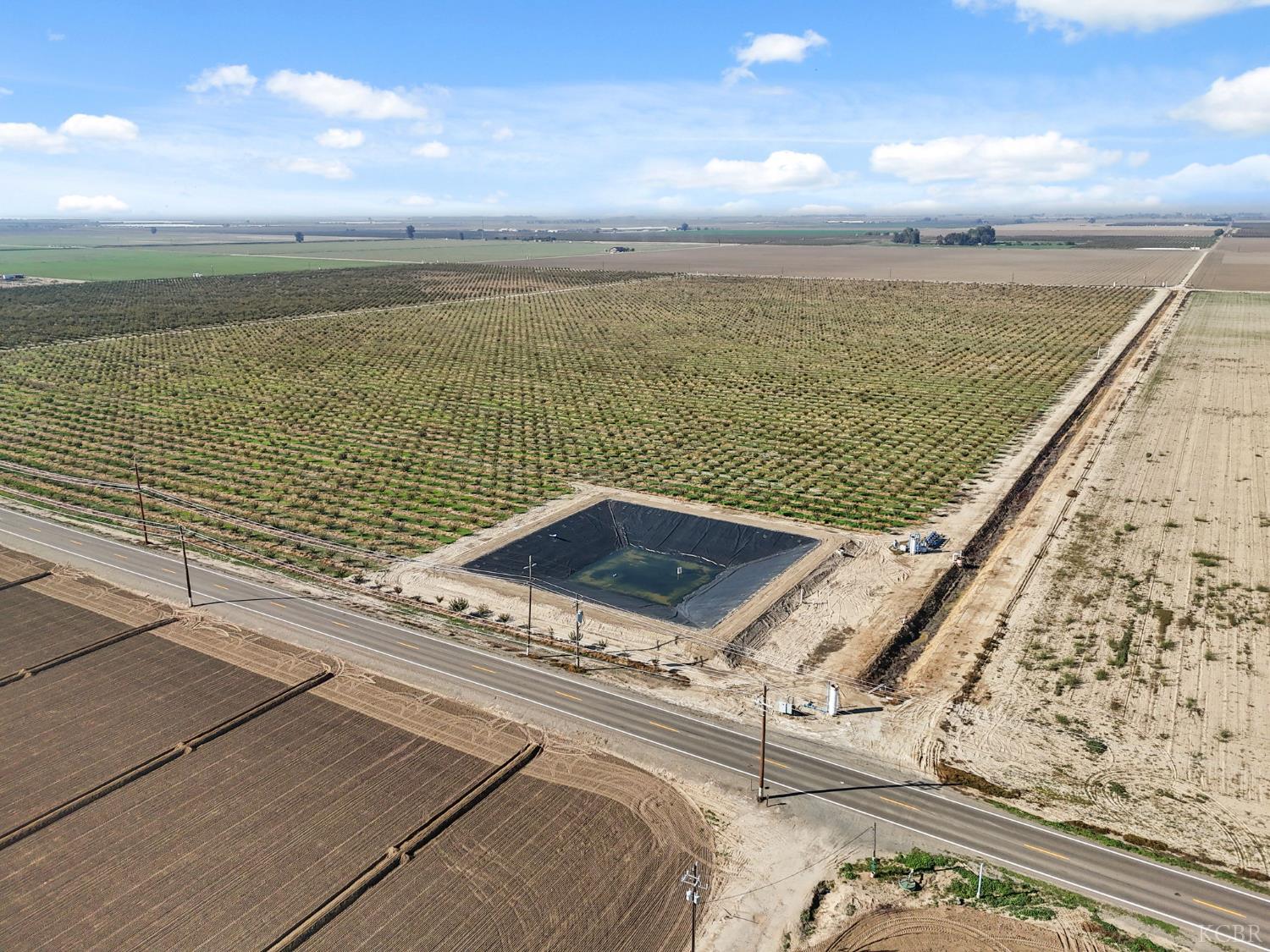 15502 10th Ave, Hanford, CA 93230