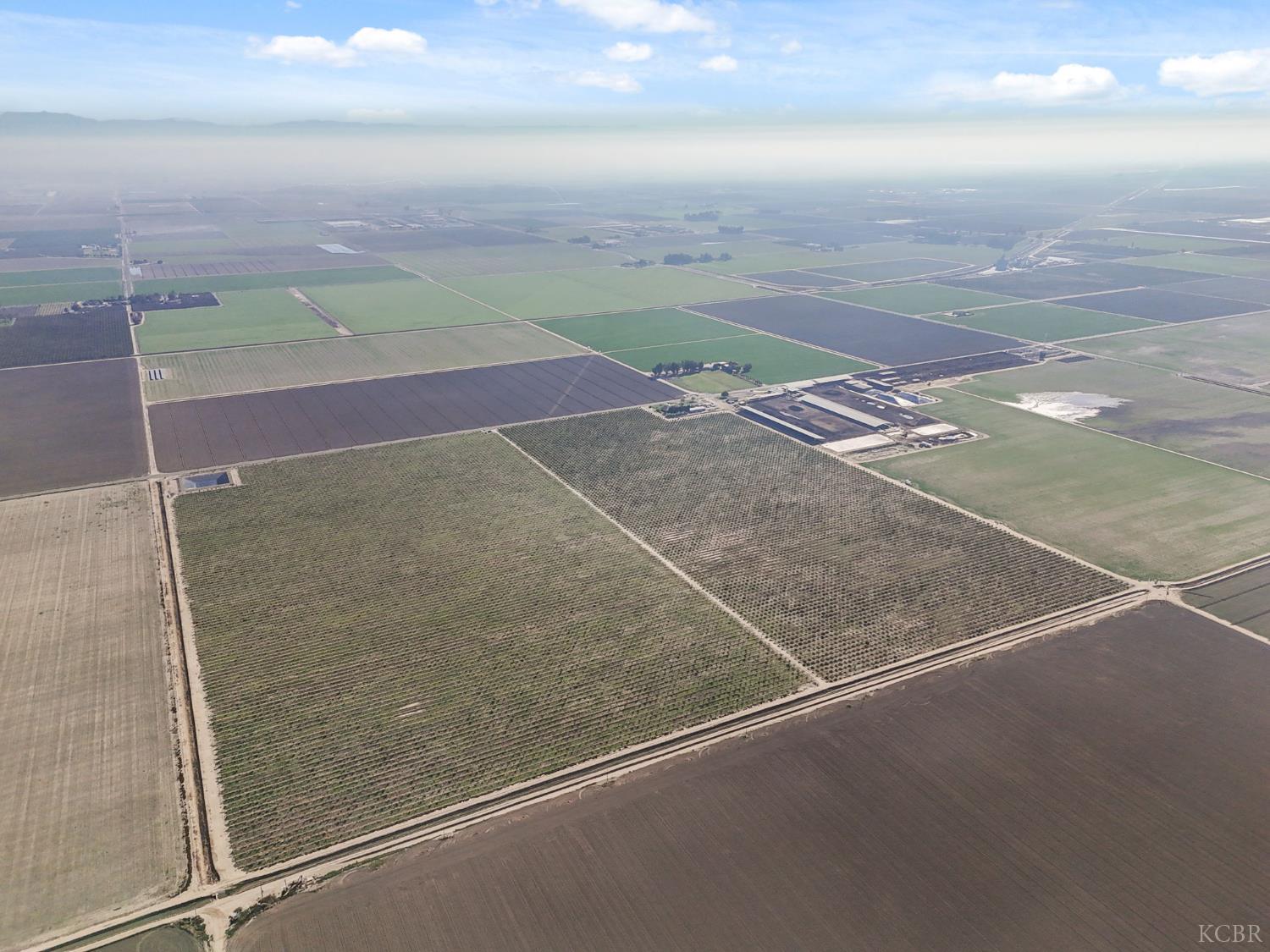 15502 10th Ave, Hanford, CA 93230