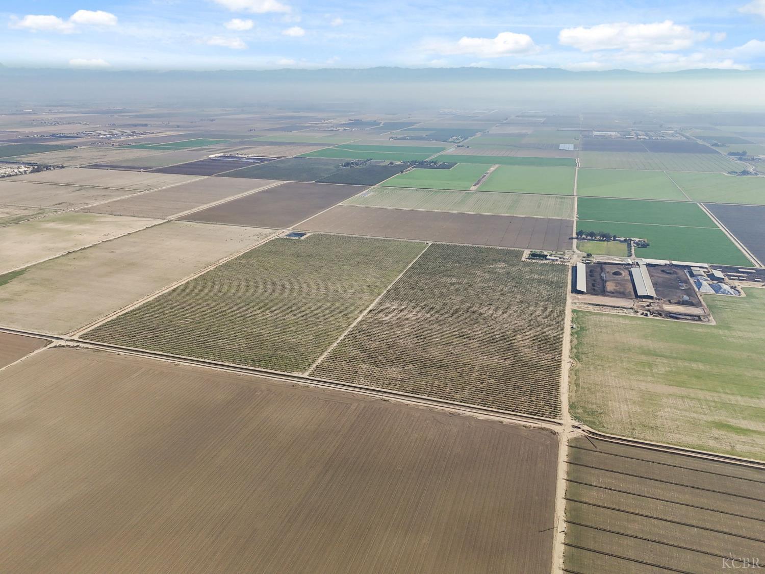 15502 10th Ave, Hanford, CA 93230