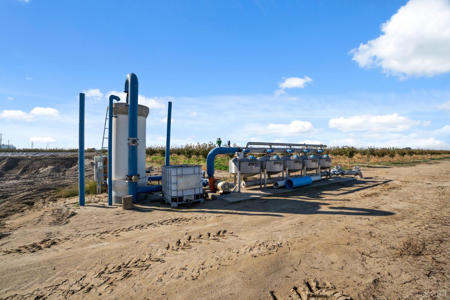 15502 10th Ave, Hanford, CA 93230