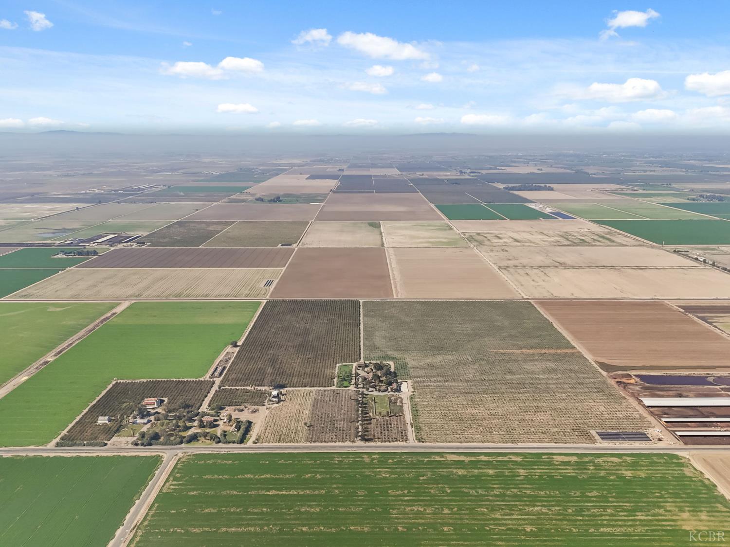 15502 10th Ave, Hanford, CA 93230