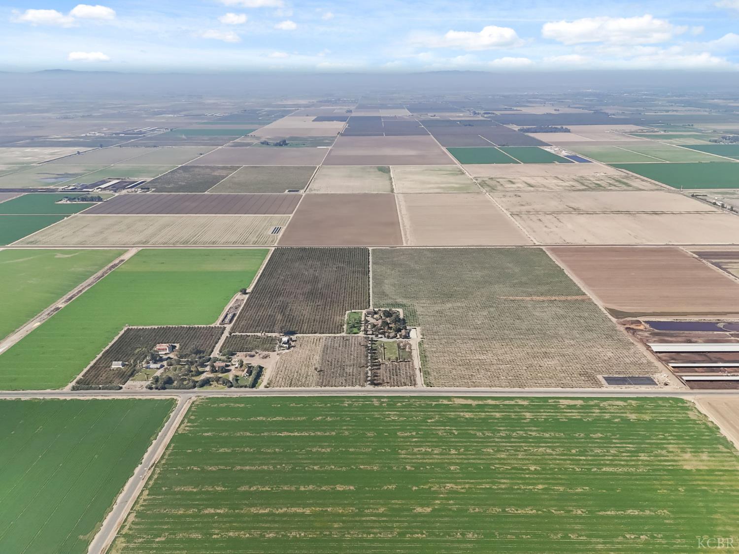 15502 10th Ave, Hanford, CA 93230