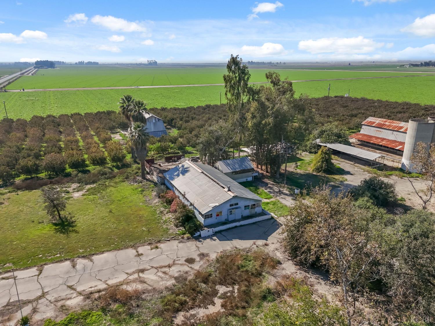 15502 10th Ave, Hanford, CA 93230