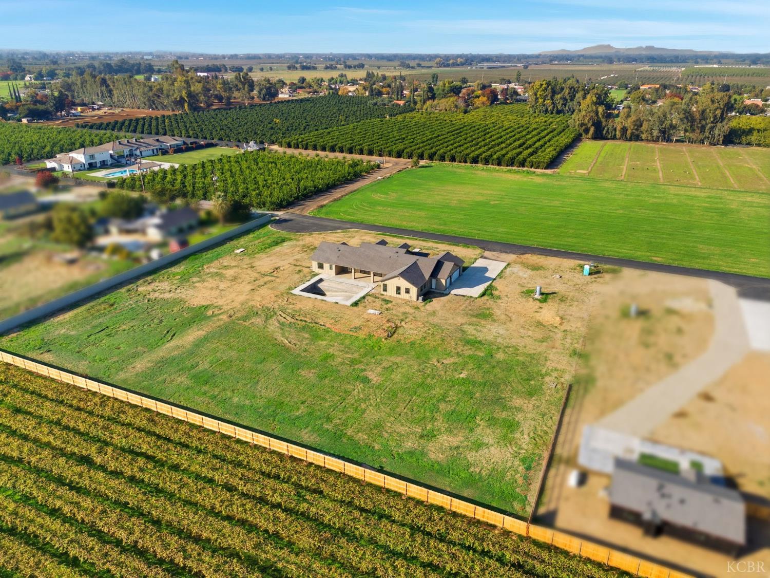 605 S Anderson B Rd, Exeter, CA 93221