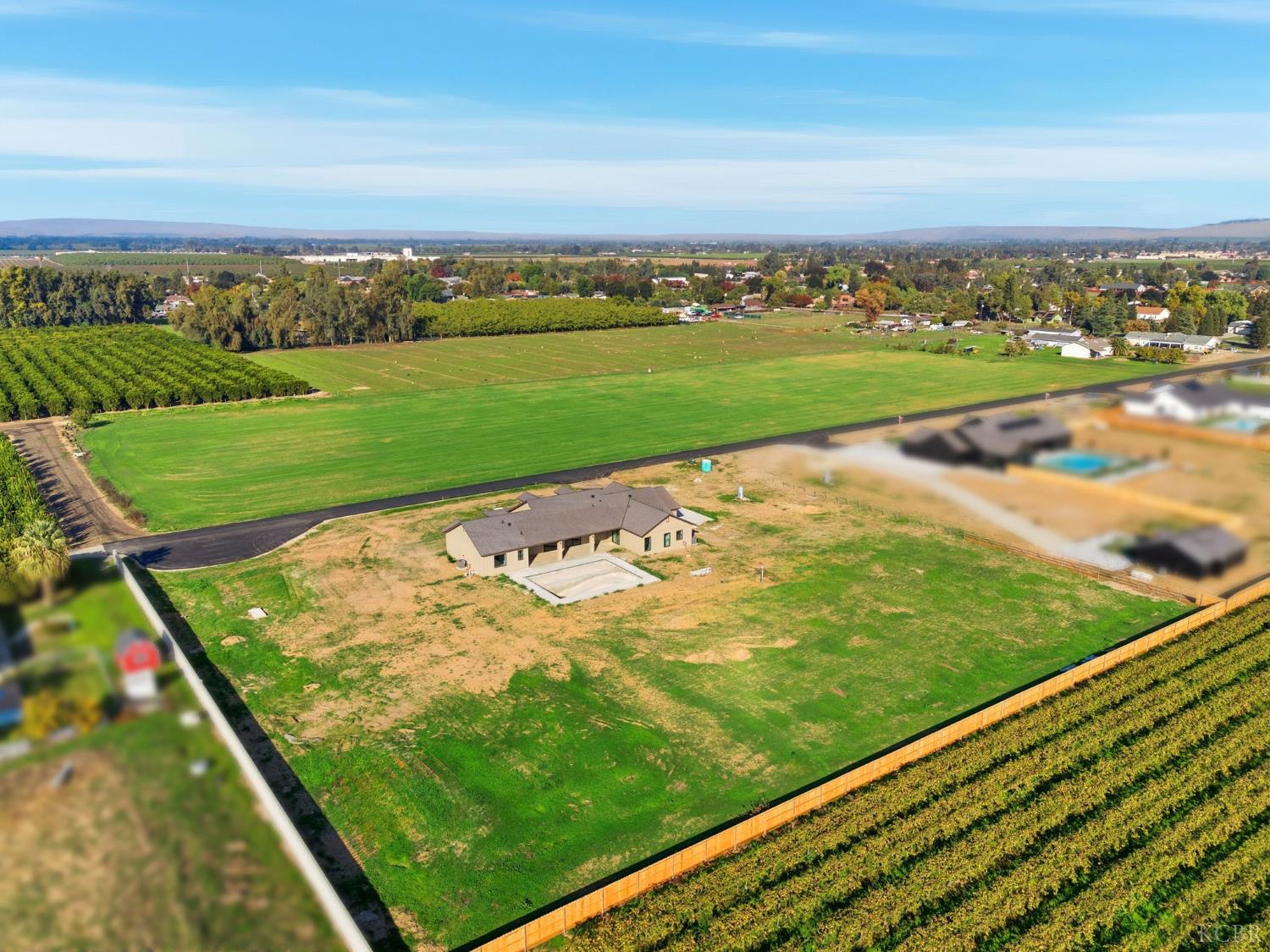 605 S Anderson B Rd, Exeter, CA 93221