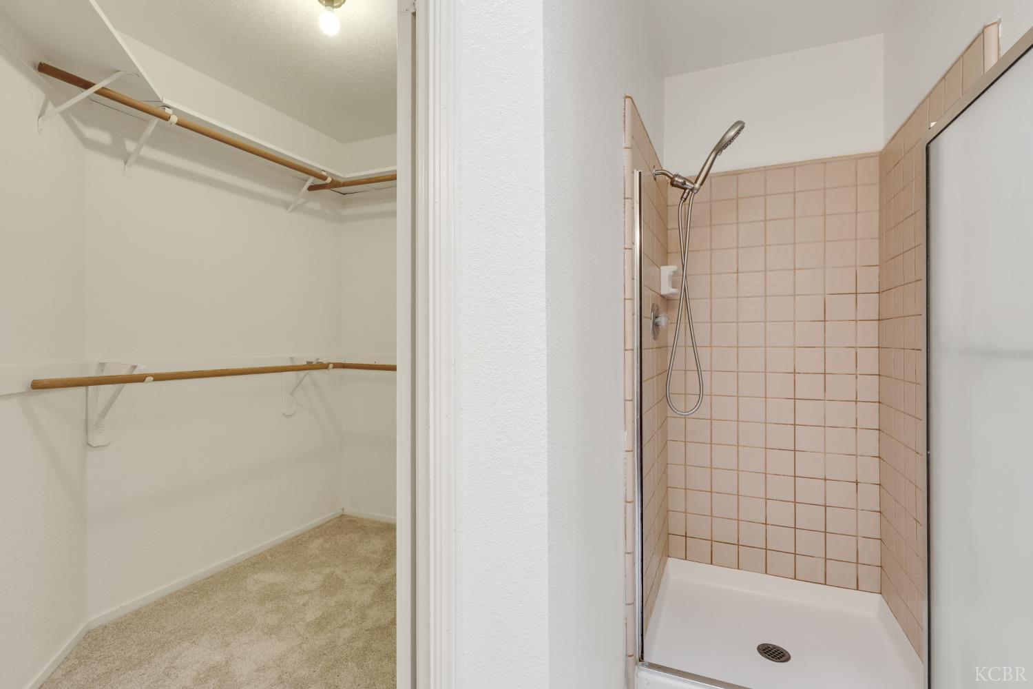 503 E Alluvial Ave, Fresno, CA 93720