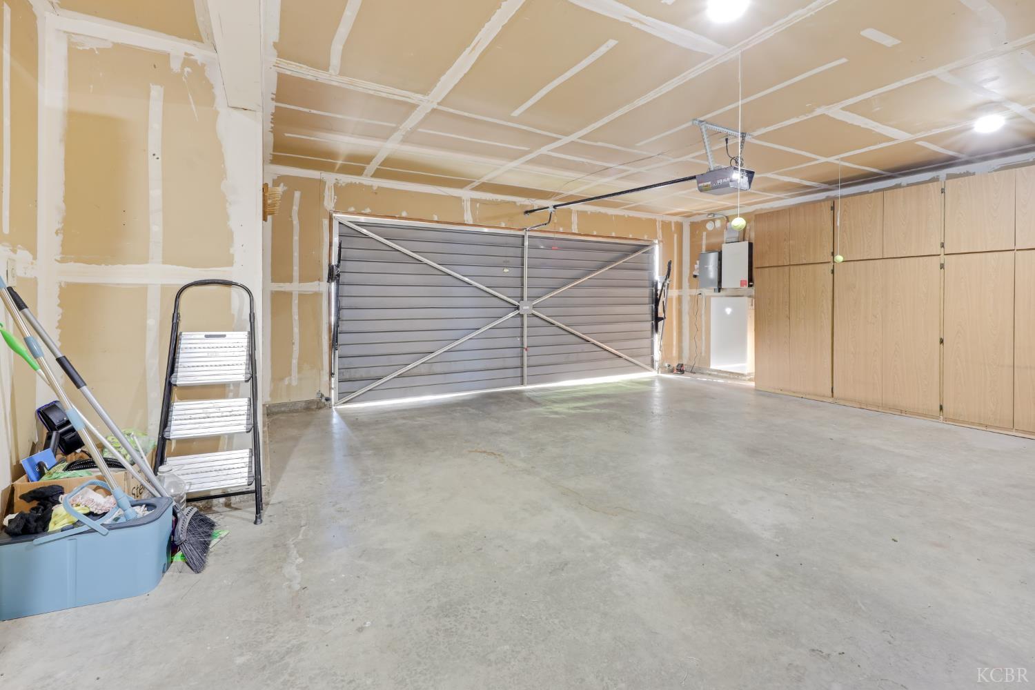 503 E Alluvial Ave, Fresno, CA 93720