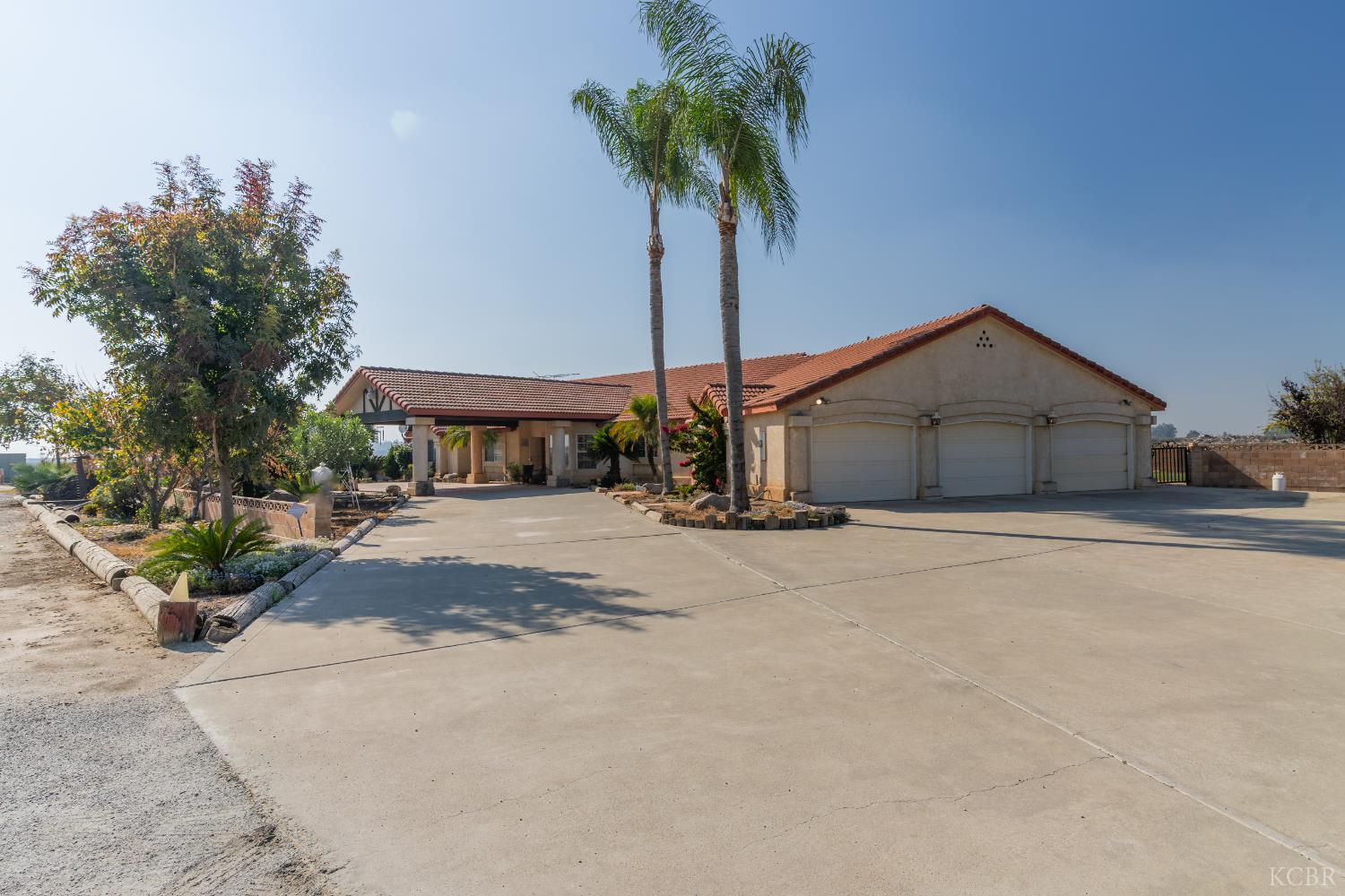 11249 Houston Ave, Hanford, CA 93230