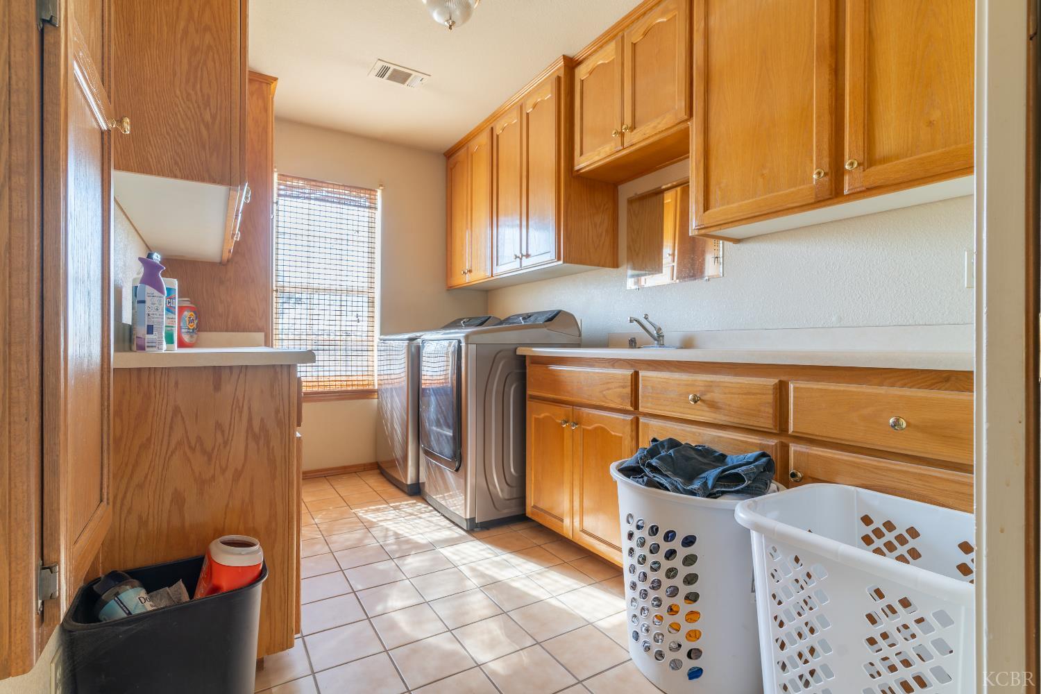 11249 Houston Ave, Hanford, CA 93230