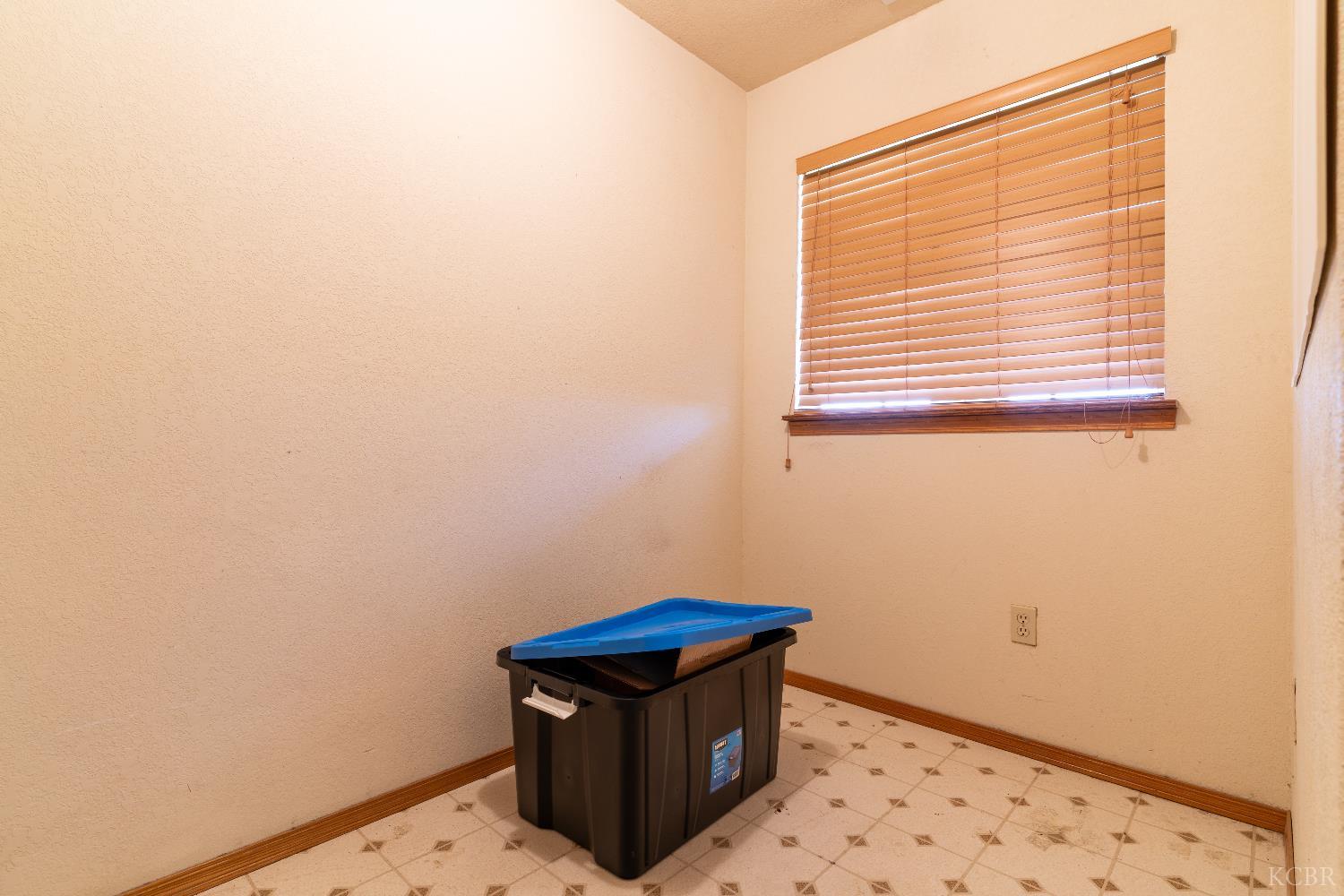 11249 Houston Ave, Hanford, CA 93230