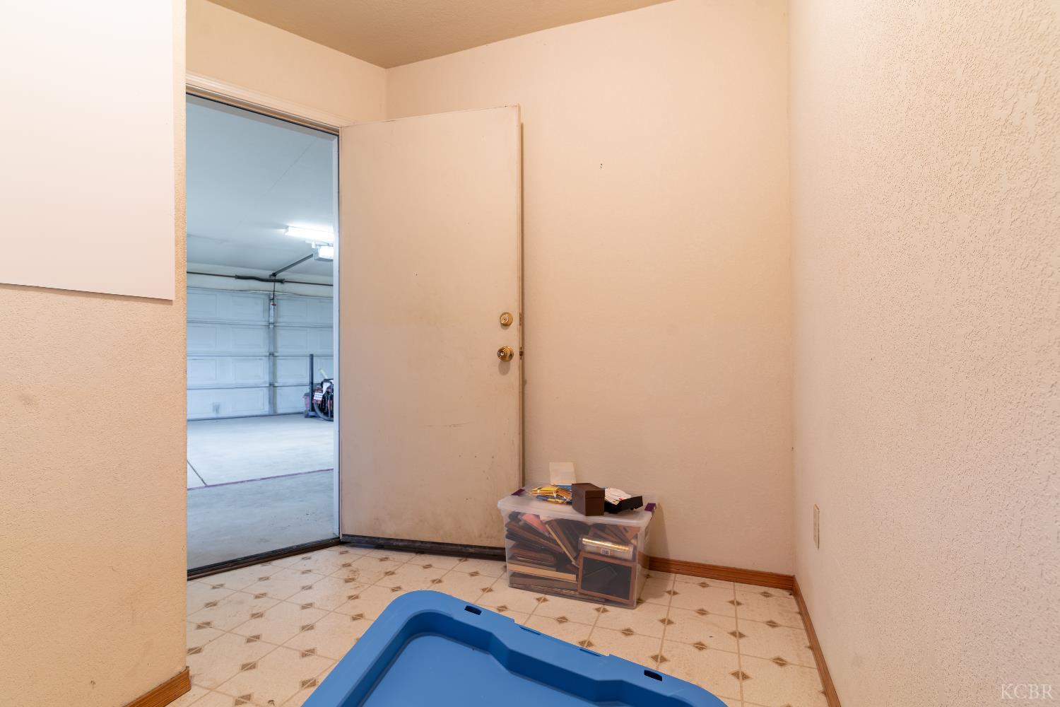 11249 Houston Ave, Hanford, CA 93230