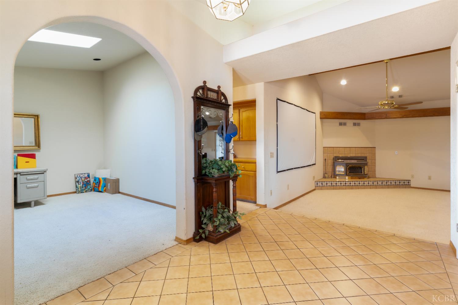 11249 Houston Ave, Hanford, CA 93230