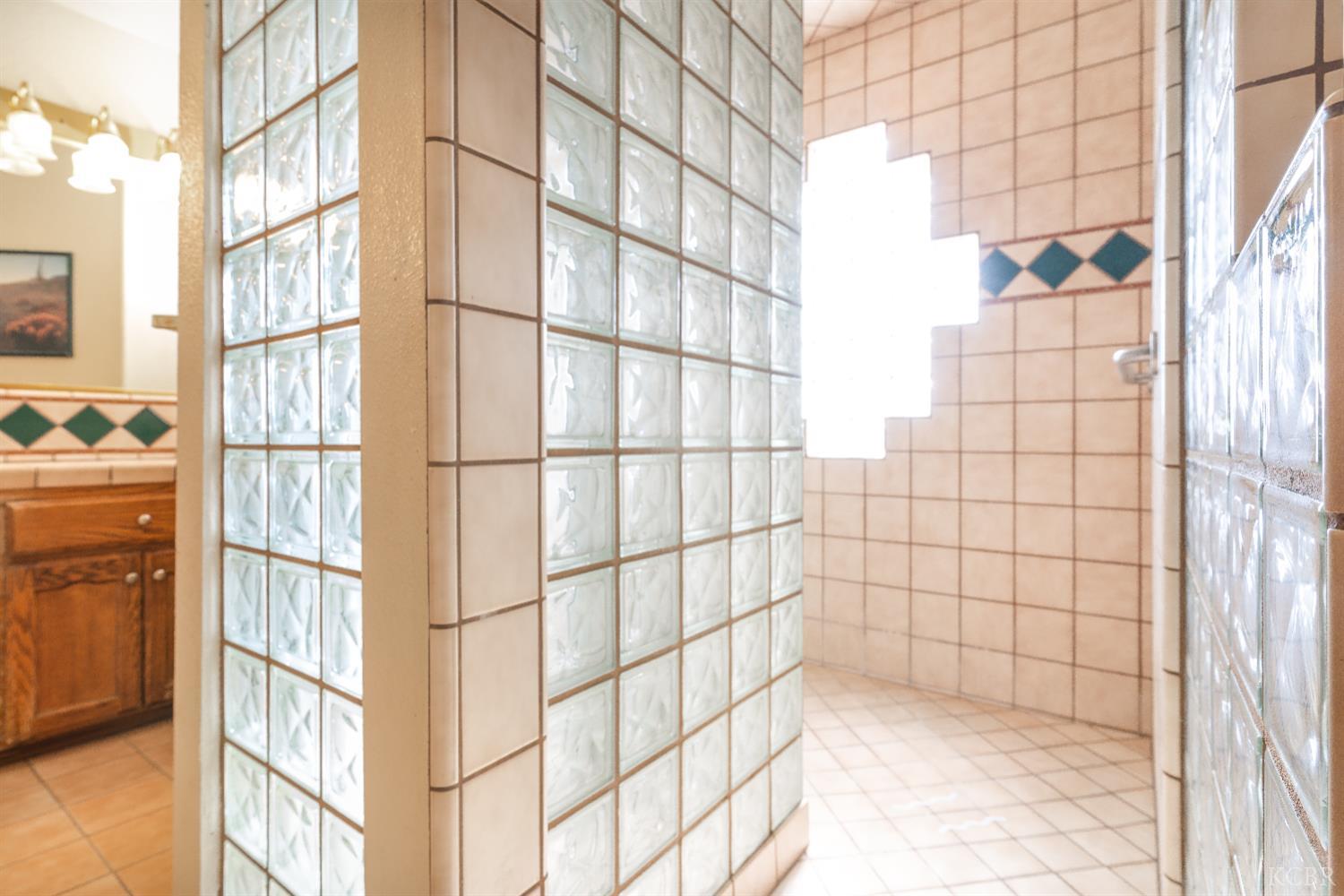 11249 Houston Ave, Hanford, CA 93230