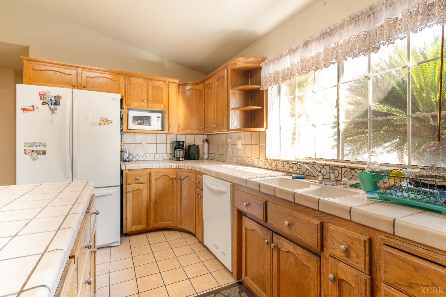 11249 Houston Ave, Hanford, CA 93230