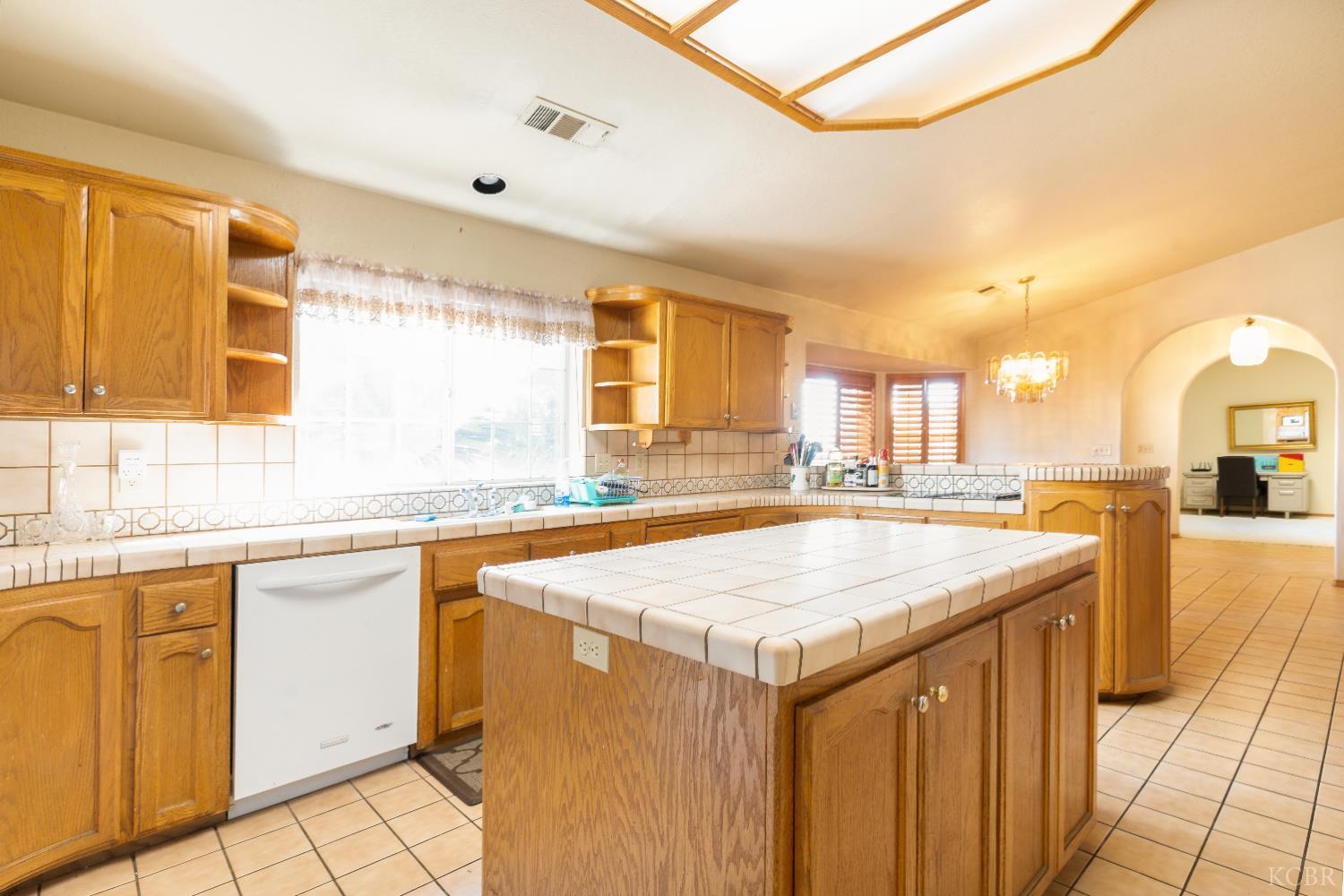 11249 Houston Ave, Hanford, CA 93230