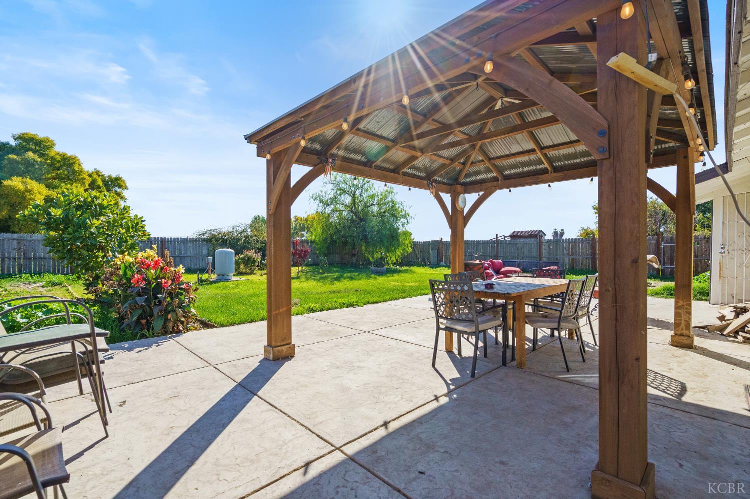 18213 SW Iowa Avenue, Lemoore, CA 93245