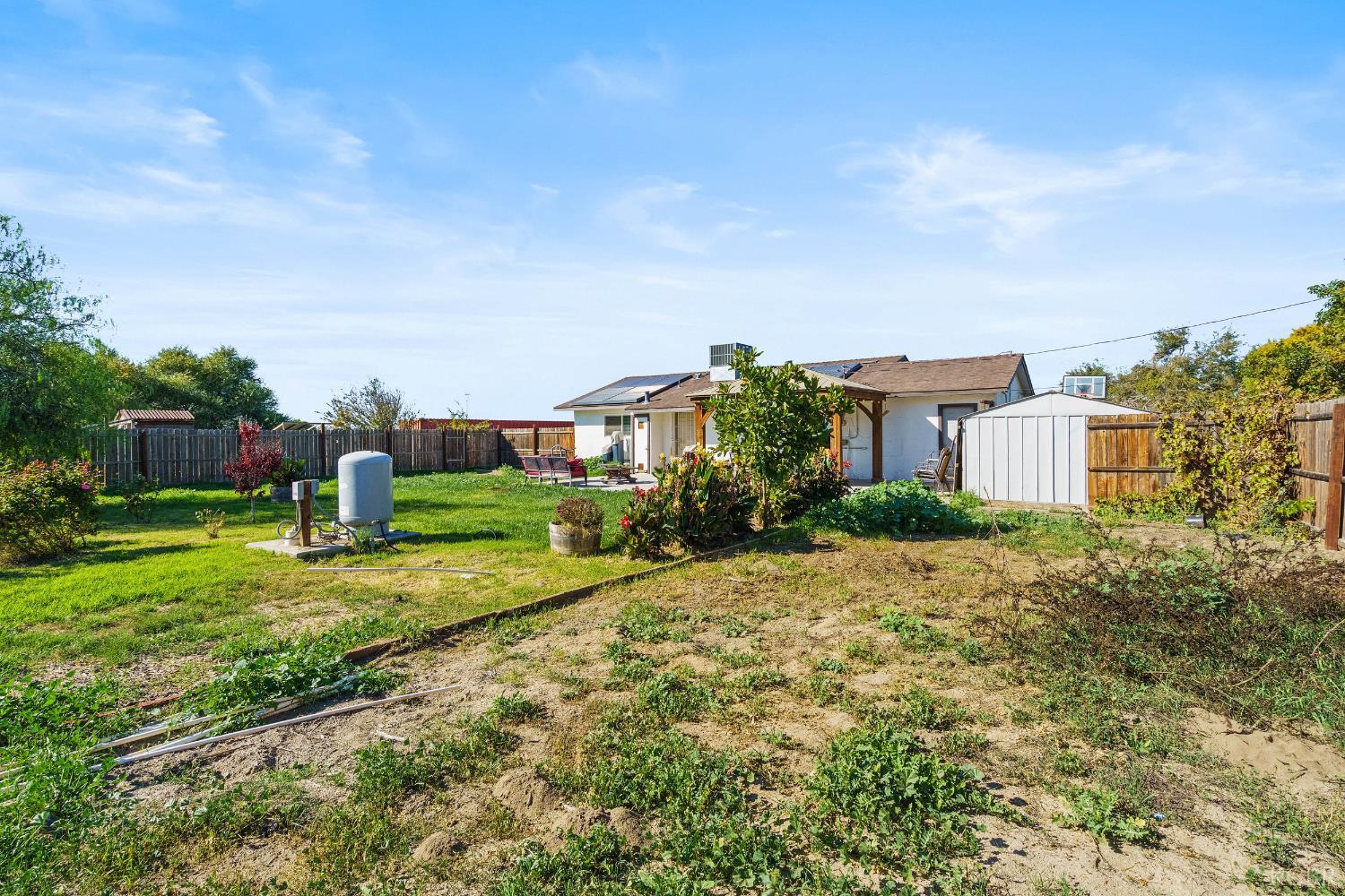 18213 SW Iowa Avenue, Lemoore, CA 93245