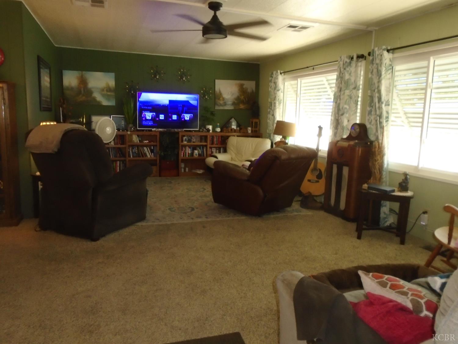 852 #2 E Grangeville Spc 2 Blvd, Hanford, CA 93230