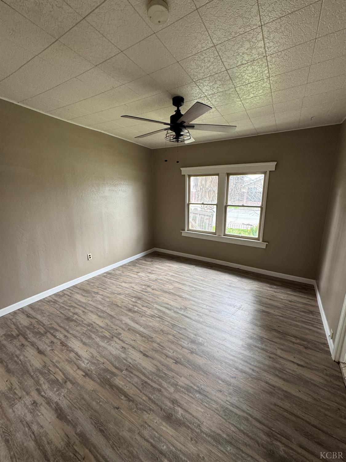 1121 Jepsen Ave, Corcoran, CA 93212