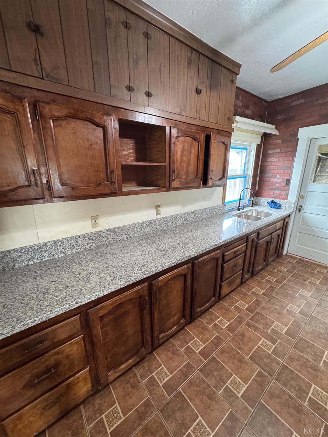 1121 Jepsen Ave, Corcoran, CA 93212