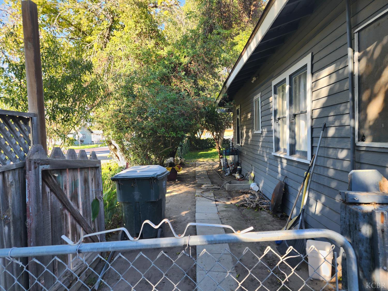 1121 Jepsen Ave, Corcoran, CA 93212