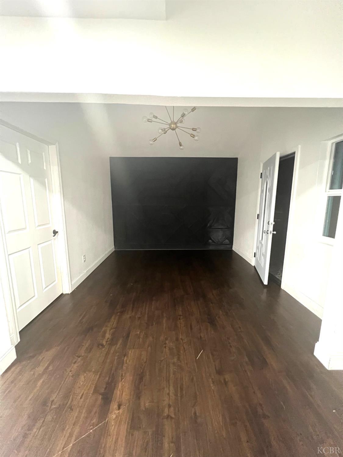 1021 Claire Ave, Corcoran, CA 93212