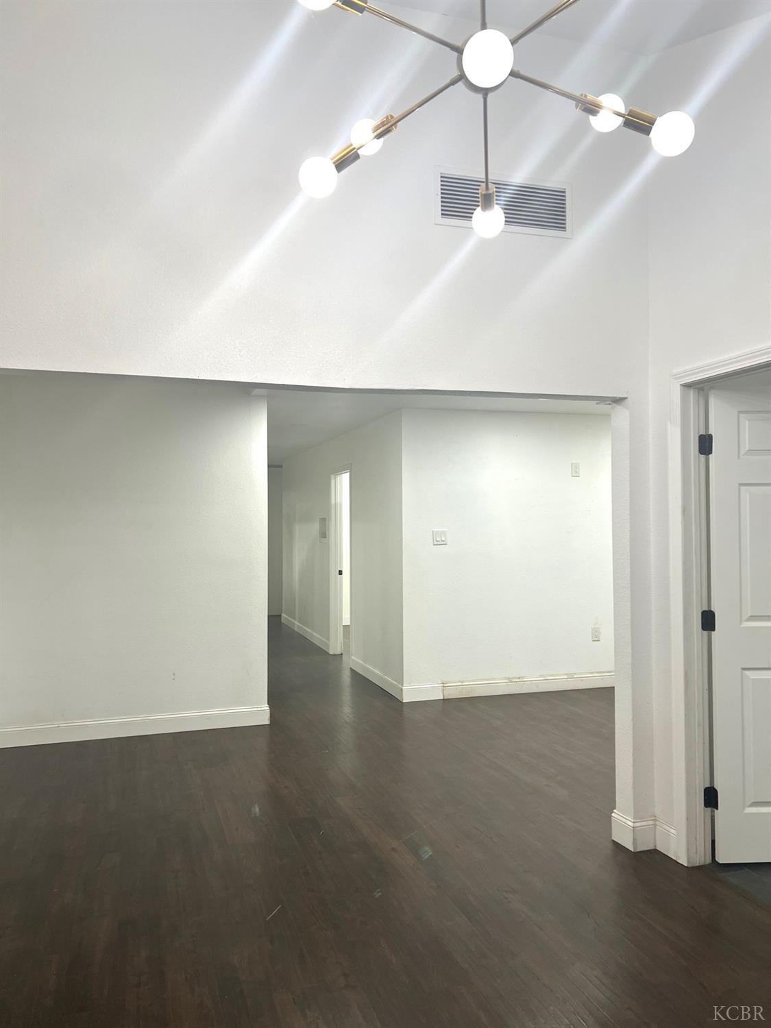 1021 Claire Ave, Corcoran, CA 93212