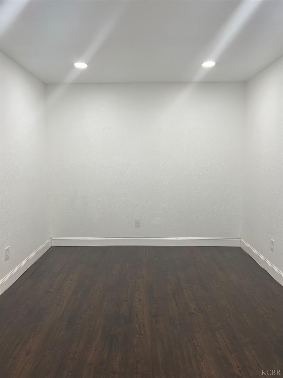 1021 Claire Ave, Corcoran, CA 93212