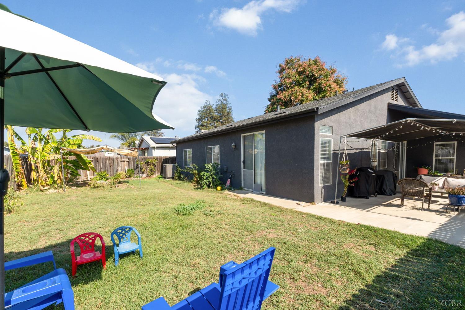 711 N Sacramento St, Tulare, CA 93274