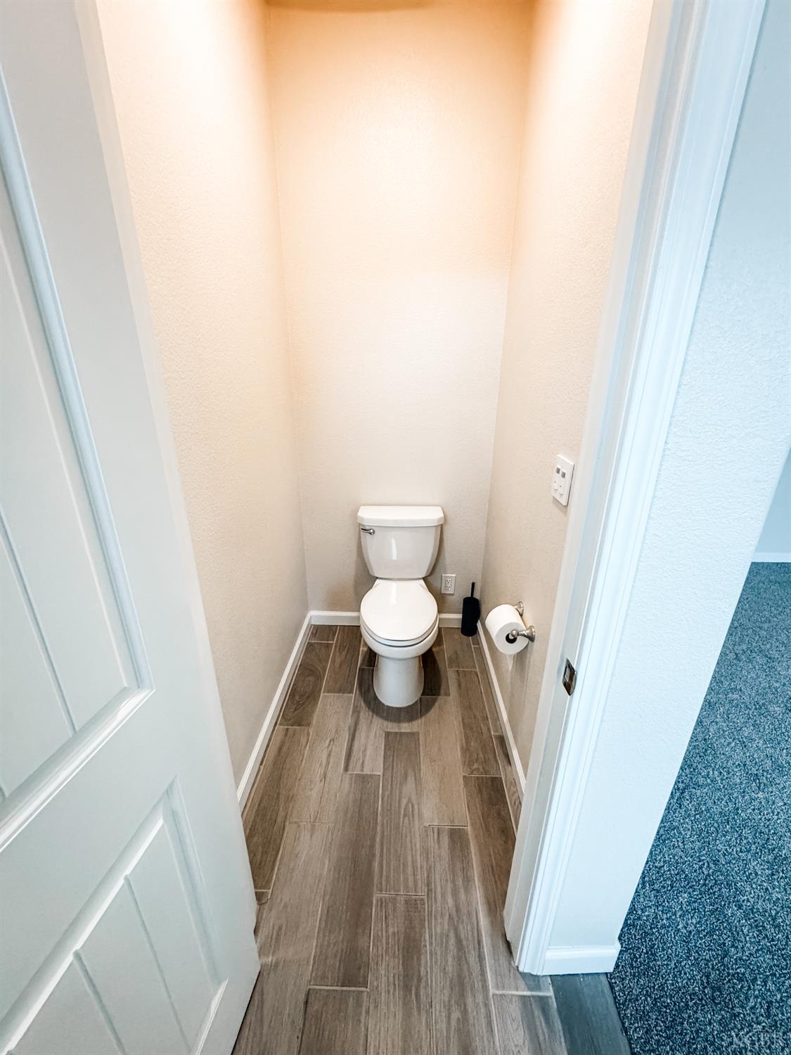 2025 Madeline Dr, Hanford, CA 93230