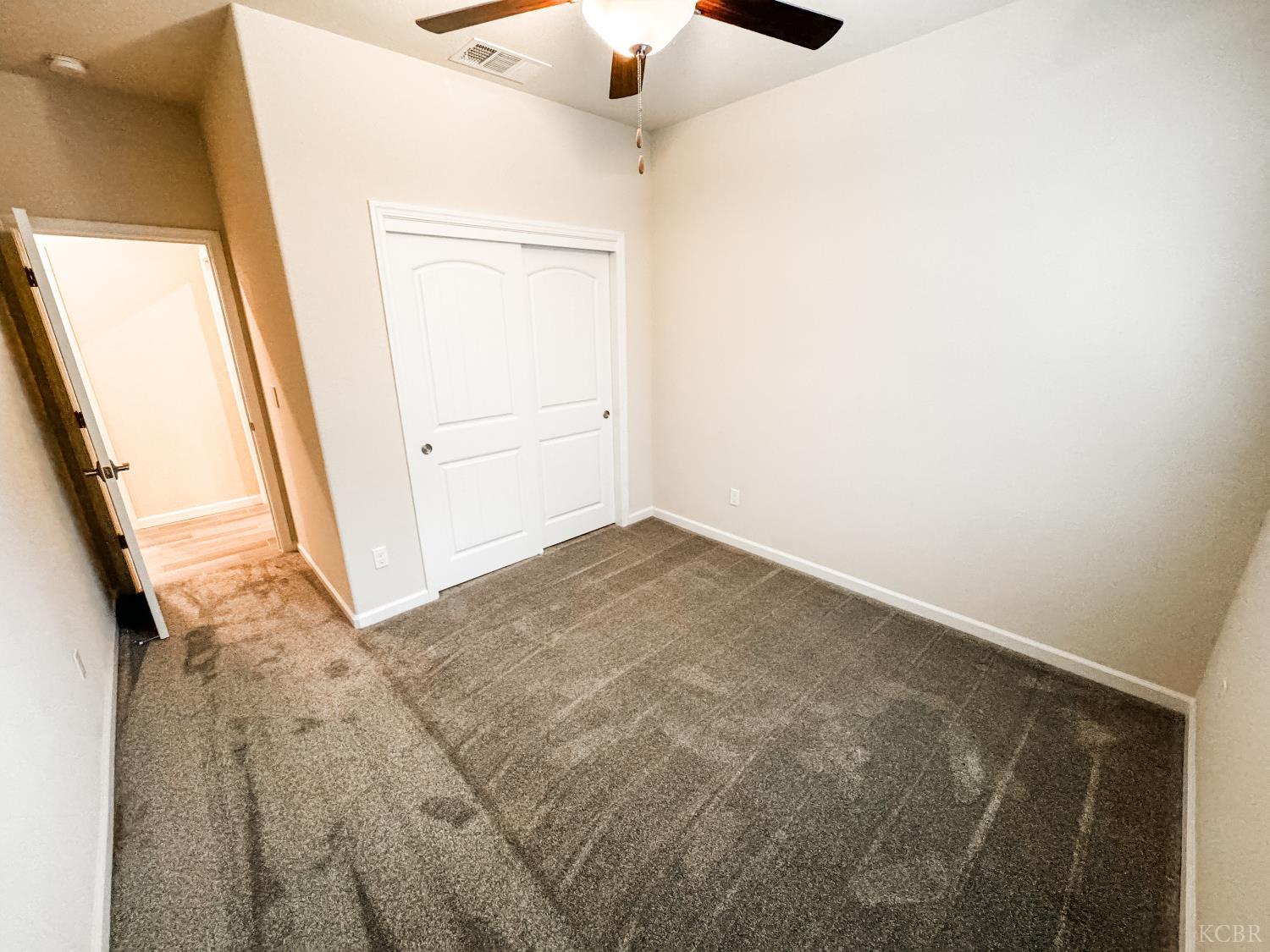 2025 Madeline Dr, Hanford, CA 93230